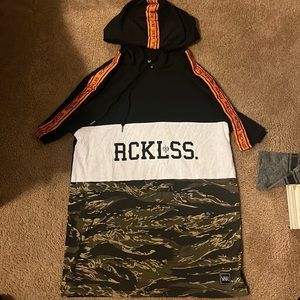 Men’s or women’s Reckless tShirt/ tshirt dress size M